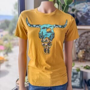 Rowdy Crowd Clothing, Sassy Skull Short Sleeve Southwestern Tee, Women's Small